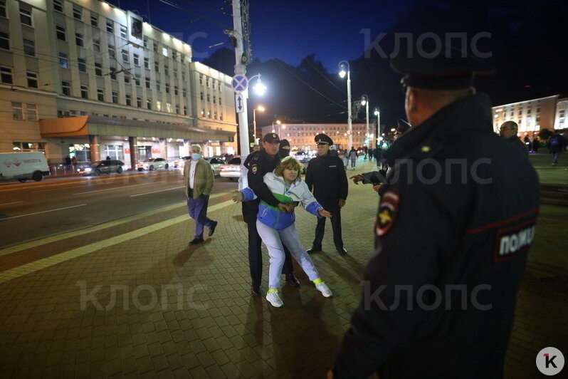 В Калининграде на несогласованной акции начались задержания (обновлено) - Новости Калининграда | Фото: Александр Подгорчук / «Клопс»