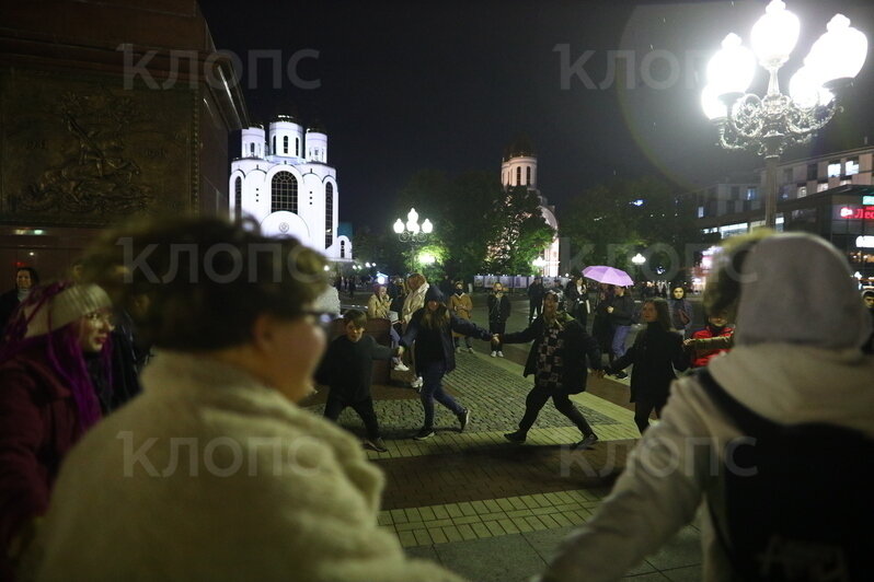 В Калининграде на несогласованной акции начались задержания (обновлено) - Новости Калининграда | Фото: Александр Подгорчук / «Клопс»