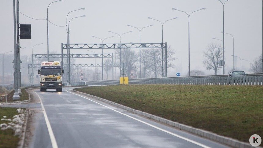 Занесло в снегопад: попавшие в ДТП у Талпаков калининградцы ищут свидетелей - Новости Калининграда | Фото: Александр Подгорчук / Архив «Клопс»