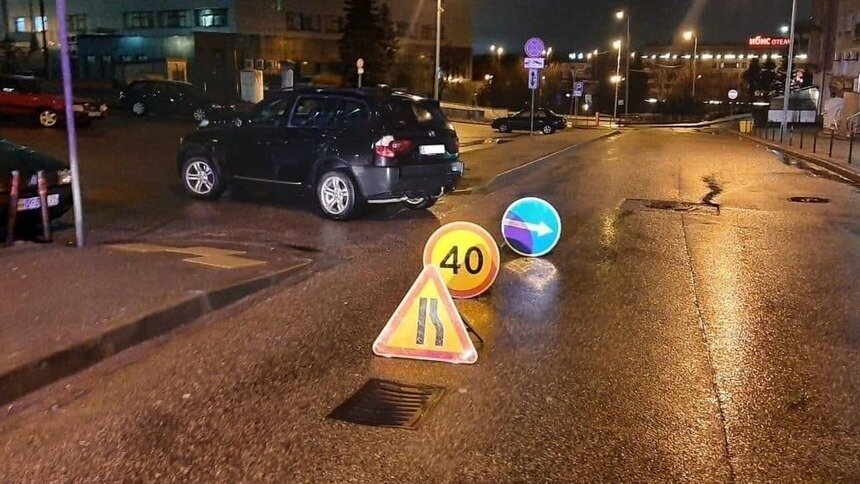 Водитель не видел пенсионера: на Житомирской машина заворачивала во двор и сбила 77-летнего мужчину - Новости Калининграда | Фото: ГИБДД региона