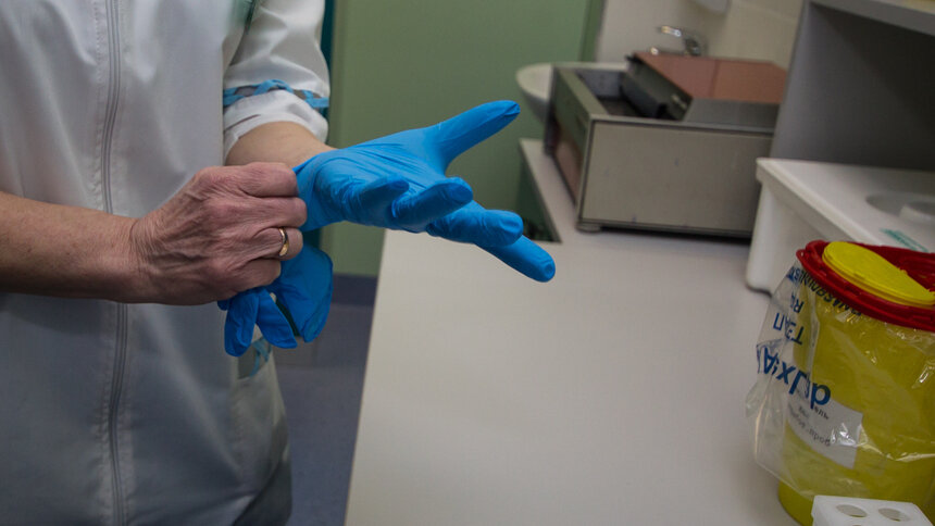 «Даже если суперкрутые знакомые врачи это советуют»: что нельзя принимать при вирусе - Новости Калининграда | Фото: Александр Подгорчук / Архив «Клопс»