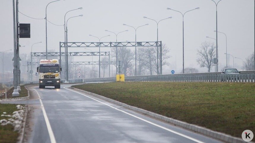 Трассу под Калининградом перекроют из-за строительства надземного перехода (схема объезда) - Новости Калининграда | Фото: Александр Подгорчук / Архив «Клопс»