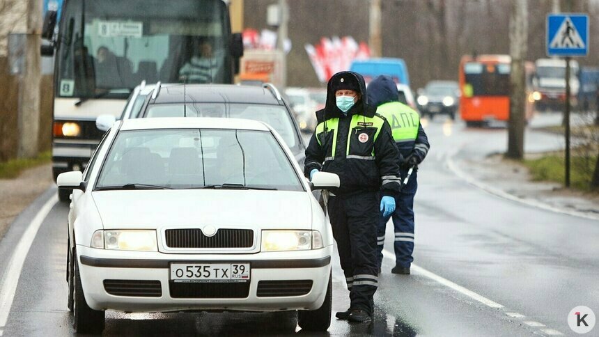 Выхлоп гарантирован: что нельзя пить и есть перед поездкой за рулём - Новости Калининграда | Фото: Александр Подгорчук / Архив «Клопс»