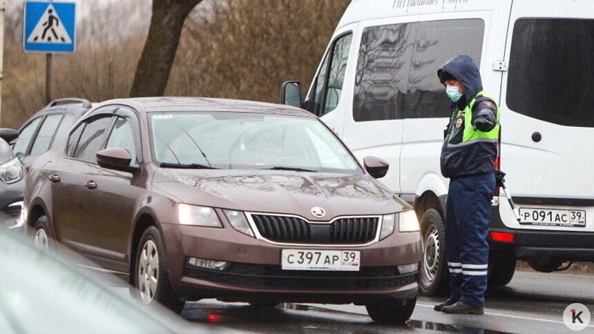 В Госавтоинспекции назвали самый аварийный перекрёсток Калининграда в 2022 году - Новости Калининграда | Фото: Александр Подгорчук / «Клопс»