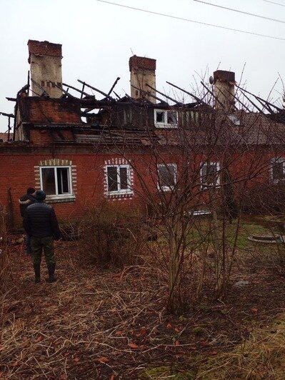 В сгоревшем доме жили четыре семьи | Фото: предоставила Анастасия Валько