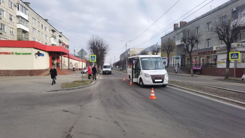 Водитель не заметил пешехода: в Светлом маршрутка сбила на «зебре» 74-летнюю пенсионерку - Новости Калининграда | Фото: ГИБДД региона