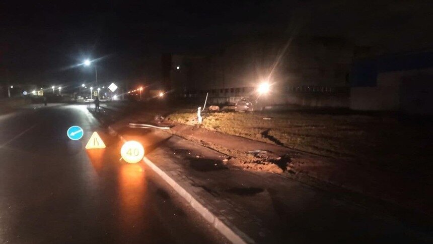 В Калининграде пьяный 18-летний водитель не справился с управлением и въехал в дорожный знак - Новости Калининграда | Фото: ГИБДД региона