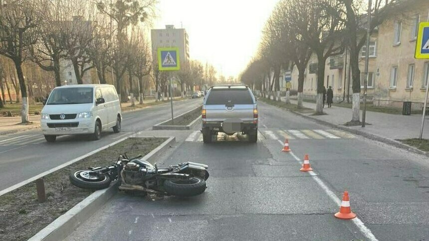 В Светлом мотоцикл превысил скорость и врезался в легковушку - Новости Калининграда | Фото: ГИБДД региона