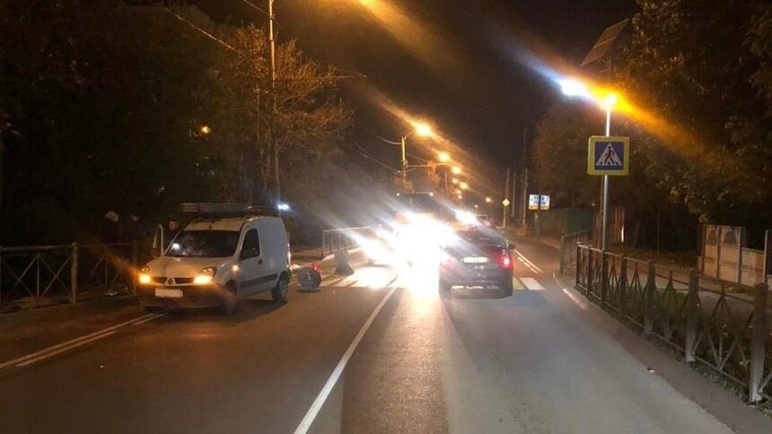 В Калининграде на проспекте Победы водитель Renault сбил пешехода на «зебре» - Новости Калининграда | Фото: ГИБДД Калининградской области