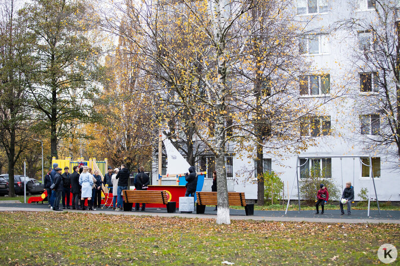 Дятлова не нашла недостатков в недавнем ремонте калининградских дворов (фоторепортаж) - Новости Калининграда | Фото: Александр Подгорчук / «Клопс»