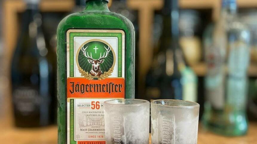 Производитель Jägermeister приостановил поставки в Россию - Новости Калининграда | Фото: «Клопс»