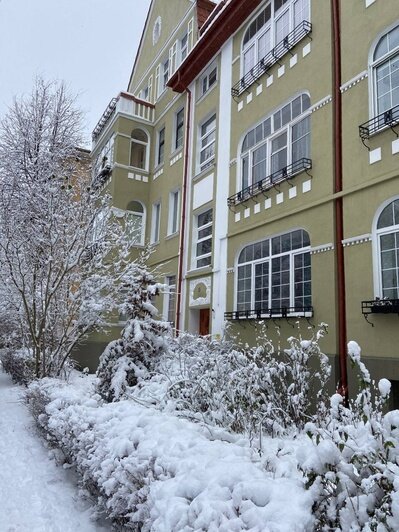 Как выглядят обновлённые дома исторического района Калининграда во время снегопада (фото) - Новости Калининграда | Фото: фонд капитального ремонта Калининградской области