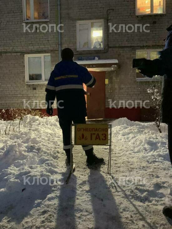 В Калининграде трое детей заперлись в квартире на четвёртом этаже и грозятся прыгнуть из окна (трансляция завершена) - Новости Калининграда | Фото: «Клопс»