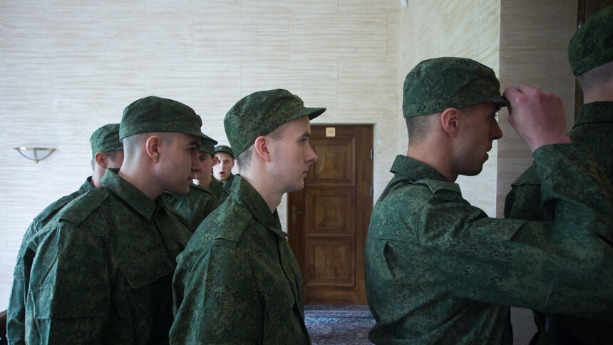 Губернатор Калининградской области опроверг слухи об отмене отпусков мобилизованным - Новости Калининграда | Фото: Александр Подгорчук / Архив «Клопс»