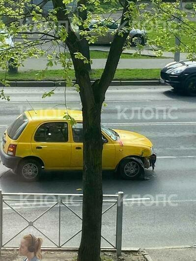 По словам очевидцев, водитель был в шоке | Фото: очевидец