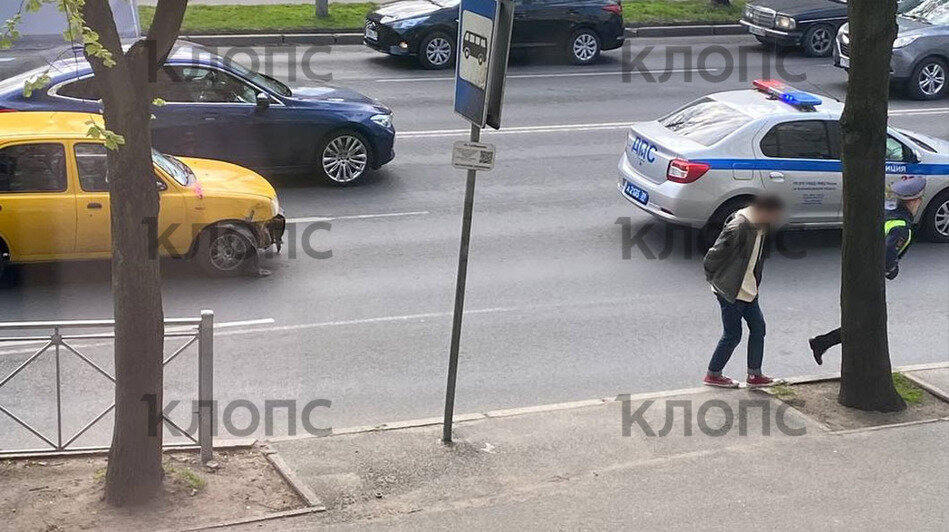 По словам очевидцев, водитель был в шоке | Фото: очевидец