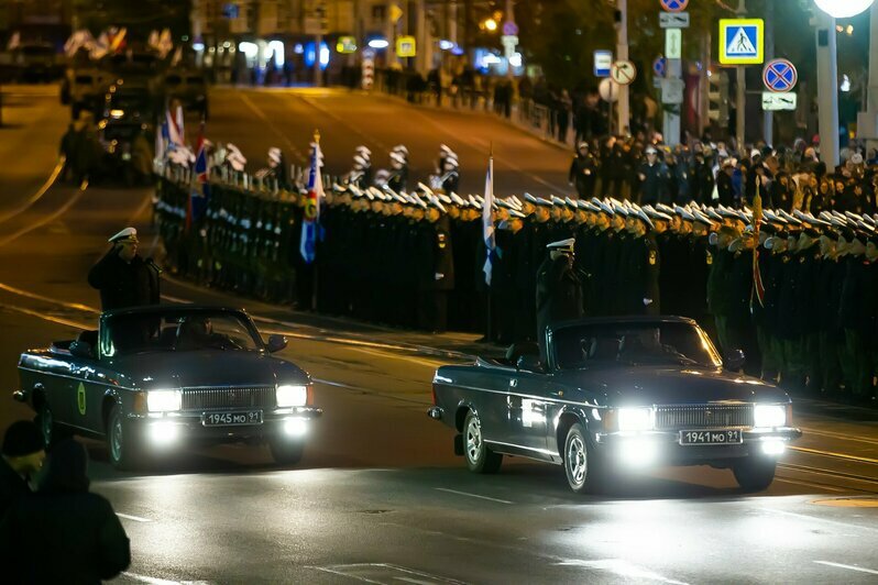 Как в Калининграде прошла первая репетиция парада Победы (фоторепортаж) - Новости Калининграда | Фото: Александр Подгорчук / «Клопс»