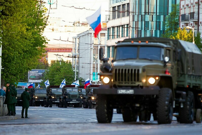 Как в Калининграде прошла первая репетиция парада Победы (фоторепортаж) - Новости Калининграда | Фото: Александр Подгорчук / «Клопс»