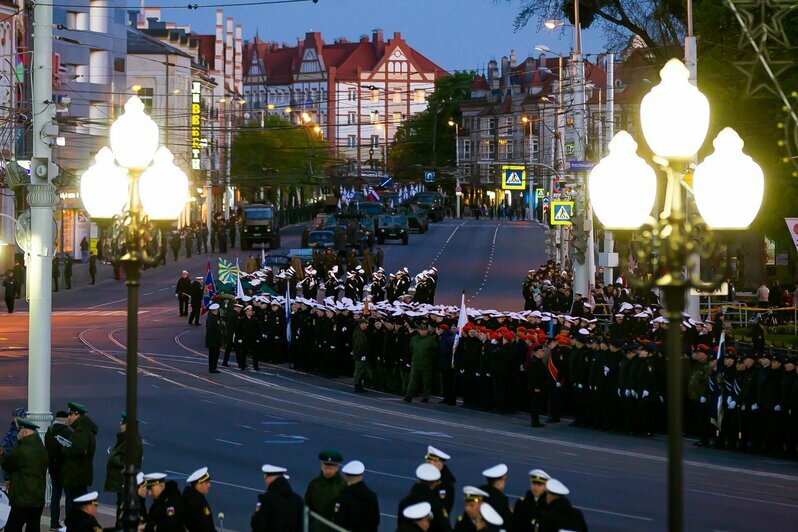 Как в Калининграде прошла первая репетиция парада Победы (фоторепортаж) - Новости Калининграда | Фото: Александр Подгорчук / «Клопс»