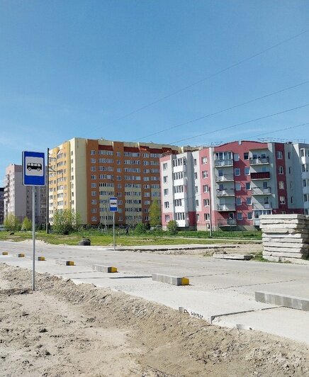 В Калининграде городской автобус пустили по «тропинке» из бетонных плит (фото) - Новости Калининграда | Фото Михаила Лаврускайтиса