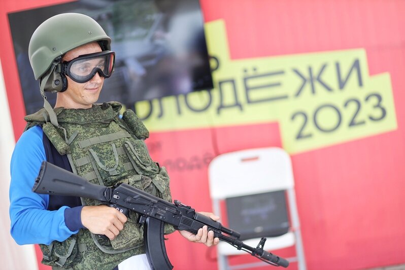 Как в Калининграде отмечают День молодёжи (фоторепортаж)   - Новости Калининграда | Фото: Александр Подгорчук / «Клопс»