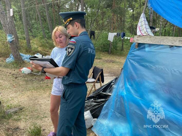 «Пойманы с поличным любители шашлыка»: на Балткосе оштрафовали палаточников-нарушителей (фото) - Новости Калининграда | Фото: управление МЧС по Калининградской области