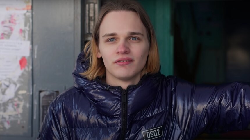 Питерский суд заблокировал несколько треков рэпера Scally Milano, которого отчитывала Мизулина - Новости Калининграда | Скриншот видеозаписи на YouTube