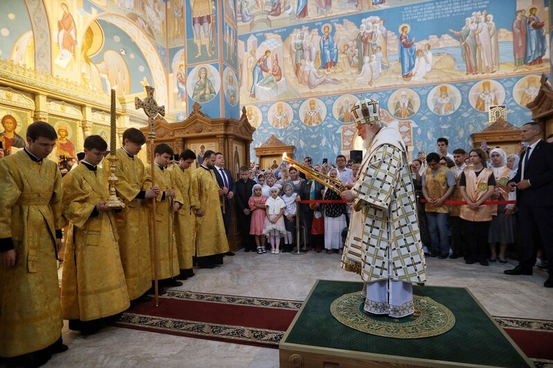 Патриарх Кирилл возглавил литургию в калининградском храме святых Константина и Елены (фоторепортаж) - Новости Калининграда | Фото: Александр Подгорчук / «Клопс»