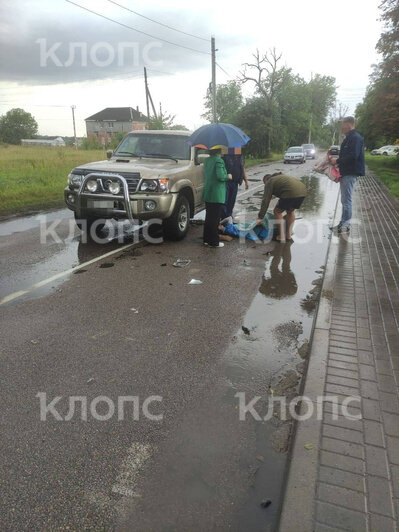 Валялись оторванные пальцы: в Правдинском районе внедорожник выехал на встречку и сбил велосипедистку - Новости Калининграда | Фото предоставил муж пострадавшей