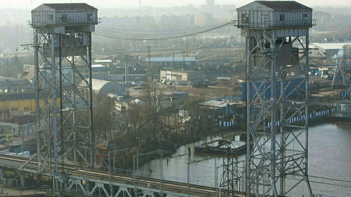 ЧП на Крымском мосту, 500-метровый бассейн в Поваровке и выход РФ из зерновой сделки: 10 событий, которые обсуждали на неделе - Новости Калининграда | Фото: Александр Подгорчук / Архив «Клопс»