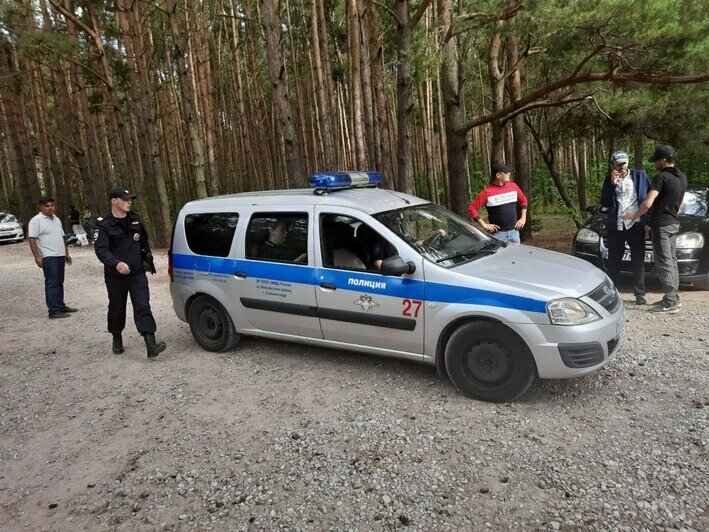 В Калининграде на карьере «Мечта» пьяные отдыхающие напали на спасателей - Новости Калининграда | Фото очевидцев