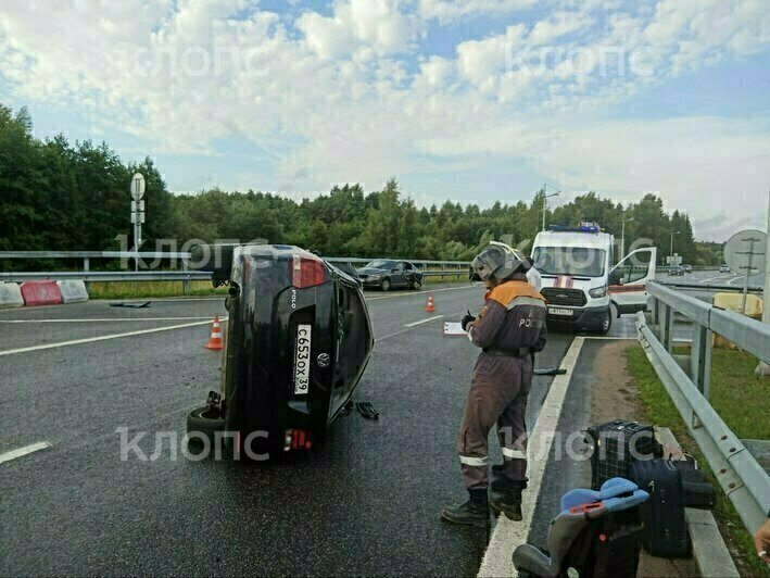 Пострадали три человека: в районе Храброво произошло ДТП с участием двух автомобилей (фото, видео)   - Новости Калининграда | Фото: Очевидец