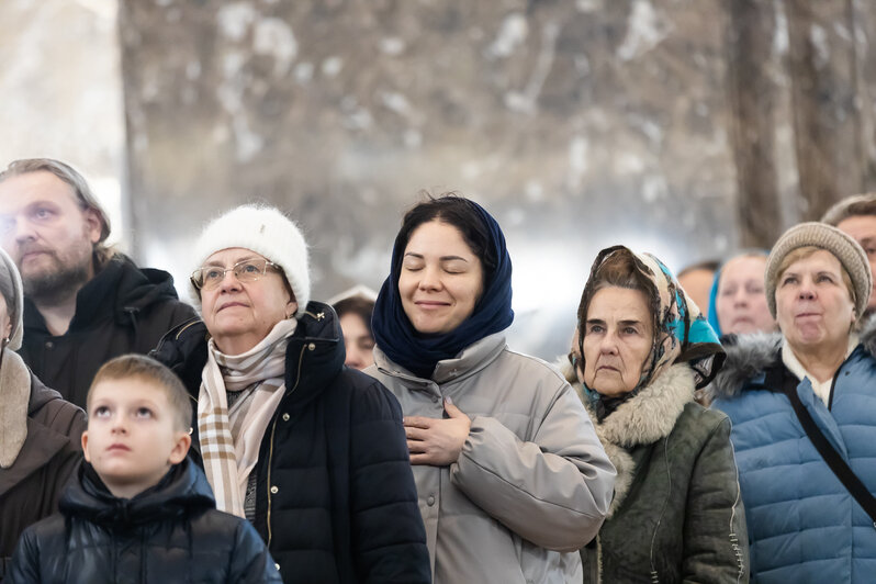 В Кафедральном соборе прошла рождественская церковная служба (фоторепортаж) - Новости Калининграда | Фото: Александр Подгорчук / «Клопс»