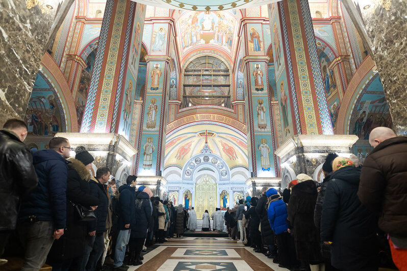 В Кафедральном соборе прошла рождественская церковная служба (фоторепортаж) - Новости Калининграда | Фото: Александр Подгорчук / «Клопс»