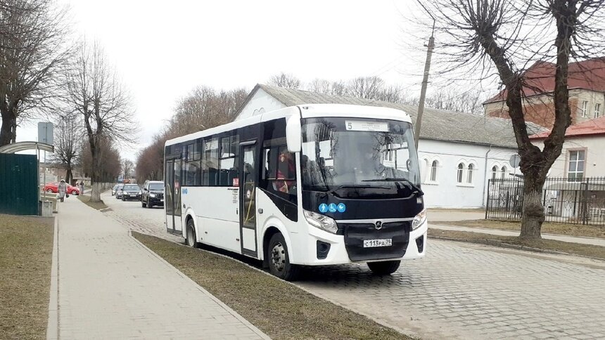 В Советске 10-летнего школьника заставили купить полный билет на автобус, сославшись на выходной - Новости Калининграда | Фото Михаила Лаврускайтиса