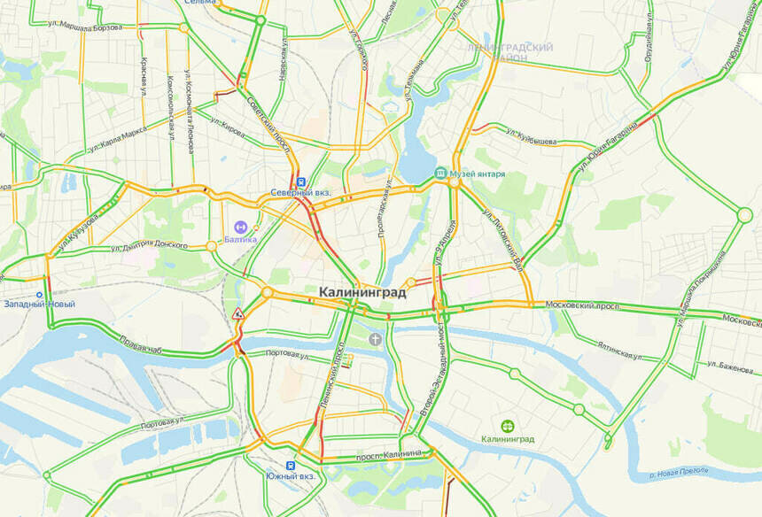 Центр Калининграда во вторник днём встал в километровой пробке - Новости Калининграда | Скриншот сервиса «Яндекс.Карты»