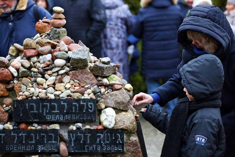 В Янтарном прошёл ежегодный «Марш жизни» (фоторепортаж)  - Новости Калининграда | Фото: Александр Подгорчук / «Клопс»