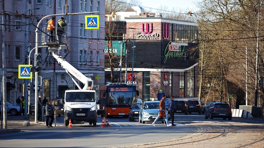 Часто провоцируют пробки: в мэрии объяснили, что не так со светофорами в Калининграде - Новости Калининграда | Фото: Александр Подгорчук / Архив «Клопс»