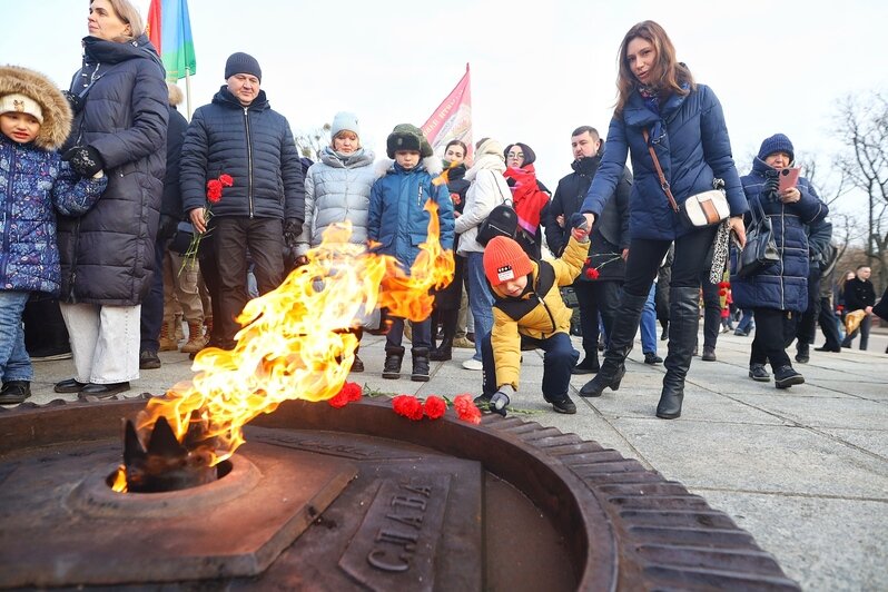 В Калининграде почтили память тех, кто посвятил свою жизнь служению Родине (фоторепортаж) - Новости Калининграда | Фото: Александр Подгорчук / «Клопс»