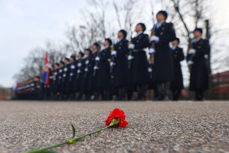 В Калининграде почтили память тех, кто посвятил свою жизнь служению Родине (фоторепортаж) - Новости Калининграда | Фото: Александр Подгорчук / «Клопс»