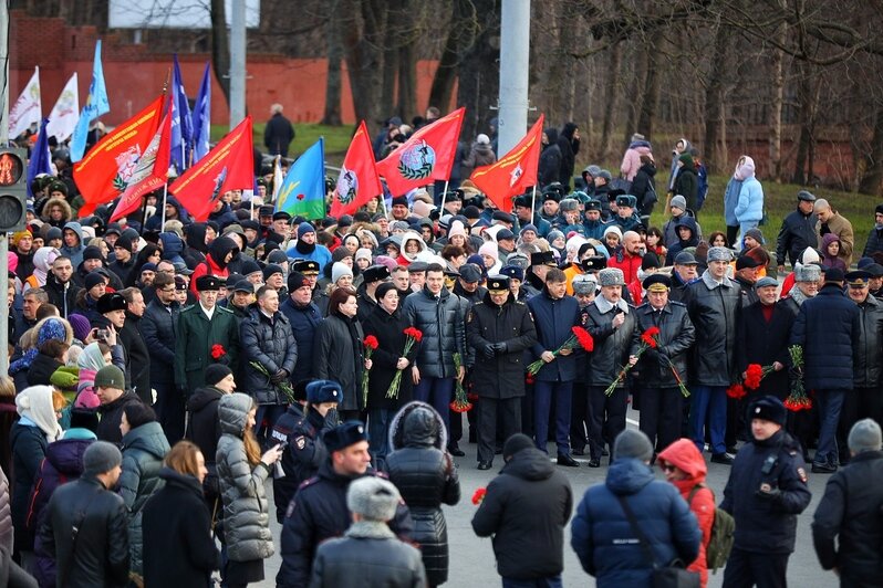 В Калининграде почтили память тех, кто посвятил свою жизнь служению Родине (фоторепортаж) - Новости Калининграда | Фото: Александр Подгорчук / «Клопс»