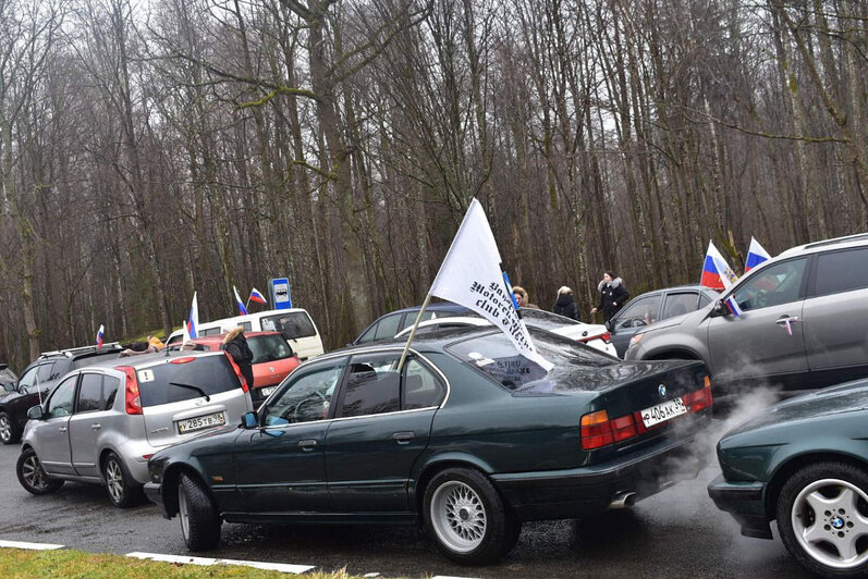 Ровно год с начала СВО: в Гусеве состоялся автопробег в поддержку российских военнослужащих (фото)  - Новости Калининграда | Фото: пресс-служба регионального правительства