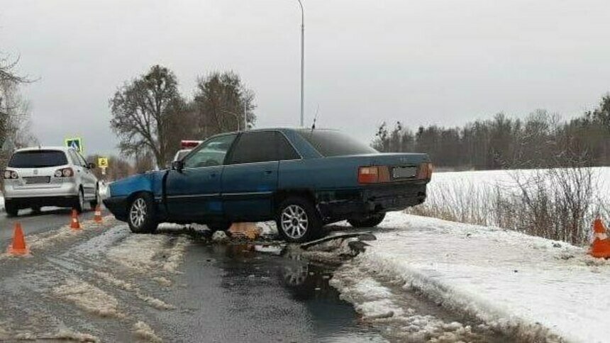 В Багратионовском районе легковушка врезалась в фонарный столб - Новости Калининграда | Фото: пресс-служба региональной ГИБДД