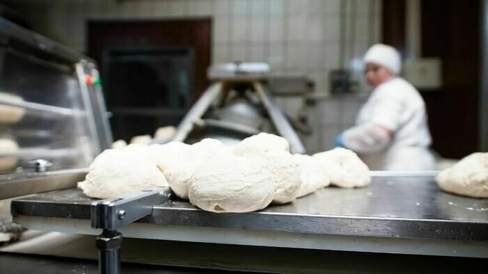 Продукцию «Первого хлебозавода» начали выпускать с использованием инструментов бережливого производства - Новости Калининграда