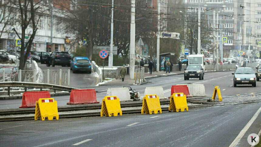 В Калининграде разрушается дорога, которую отремонтировали три месяца назад (карта) - Новости Калининграда | Фото: Александр Подгорчук / Архив «Клопс»