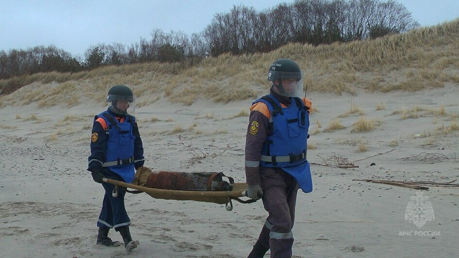 Снаряд обнаружили в посёлке Морское | Фото: ГУ МЧС по Калининградской области