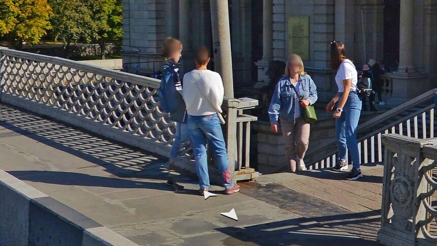 Калининградцы пожаловались на покосившийся столб возле «эстакадки», но в мэрии его сочли безопасным (фото) - Новости Калининграда | Скриншот: администрация Калининграда