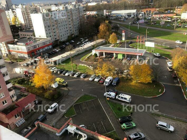 На пересечении Московского проспекта и Буткова работают машины экстренных служб  | Фото: очевидец