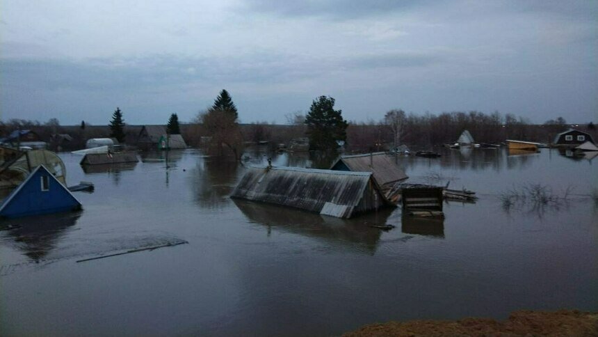 Дамба дала течь: вода в Кургане поднялась на 10 метров - Новости Калининграда | Фото: телеграм-канал губернатора Курганской области Вадима Шумкова