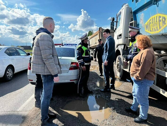 Алиханов пригрозил лишать лицензии песчаные карьеры, с чьих территорий выезжают нетентованные большегрузы - Новости Калининграда | Фото: губернатор Калининградской области Антон Алиханов / Telegram